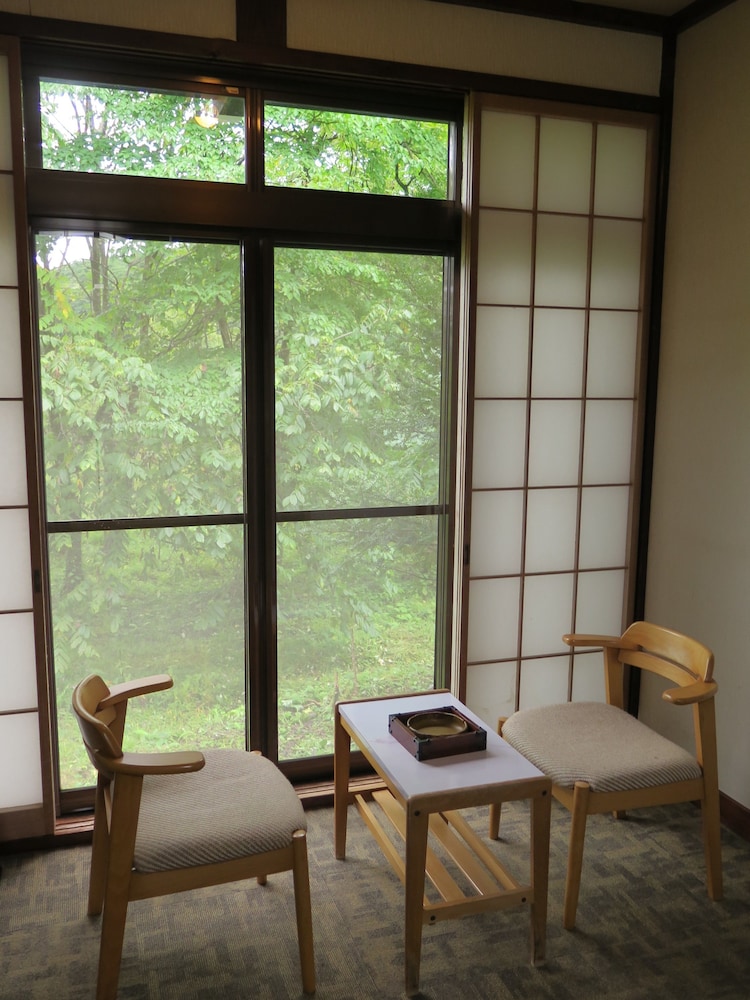 客室1 | 奥飛騨の宿 故郷