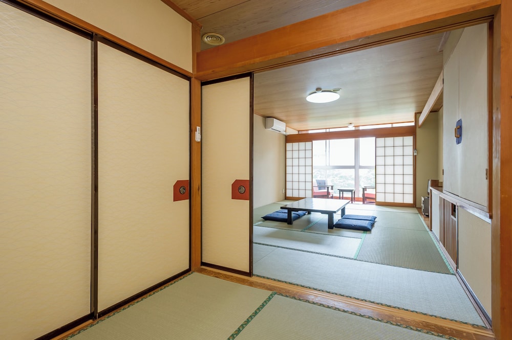 和洋室 共有バスルーム 禁煙 客室5 | 鬼怒川温泉 絶景の宿 佳祥坊福松