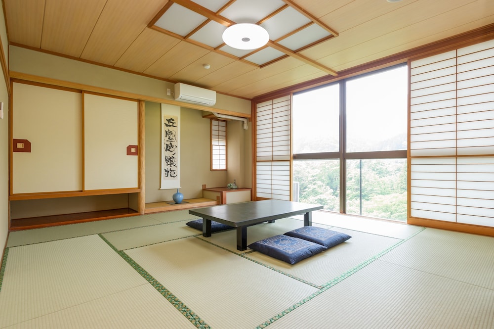 特別室 共有バスルーム 禁煙 | 鬼怒川温泉 絶景の宿 佳祥坊福松
