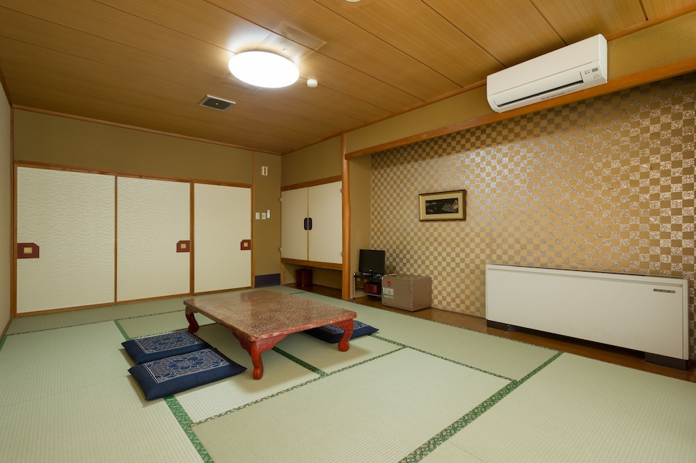 和洋室 共有バスルーム 禁煙 客室2 | 鬼怒川温泉 絶景の宿 佳祥坊福松