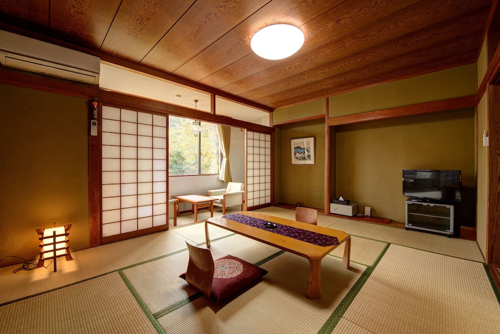 和室 禁煙 客室4 | 箱根強羅温泉 瑞の香り