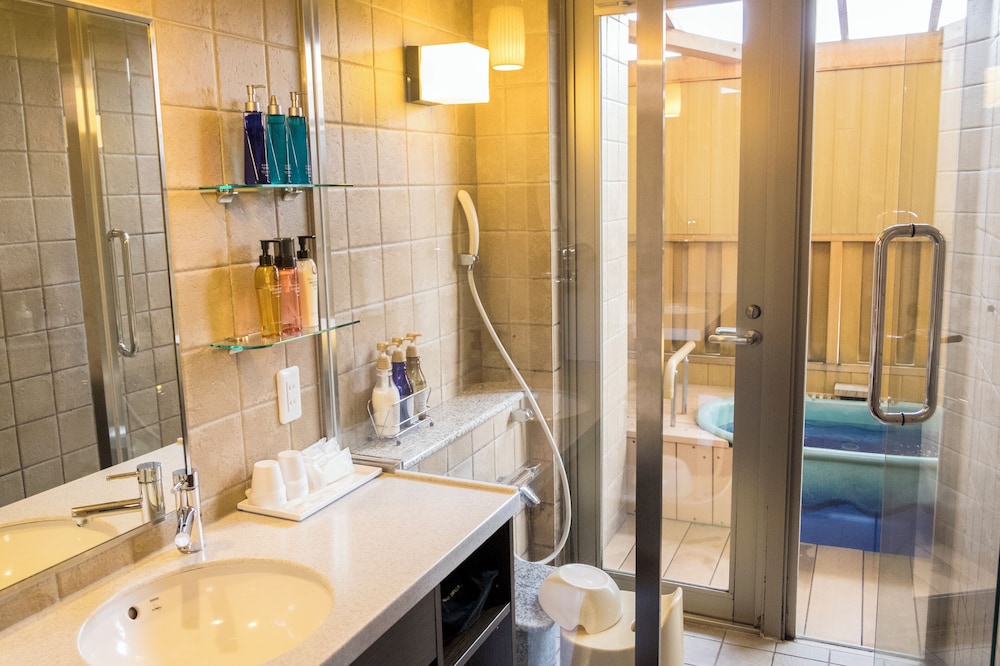 別邸峰の界 露天風呂付 和モダン和洋室 禁煙 客室2 | 金太郎温泉