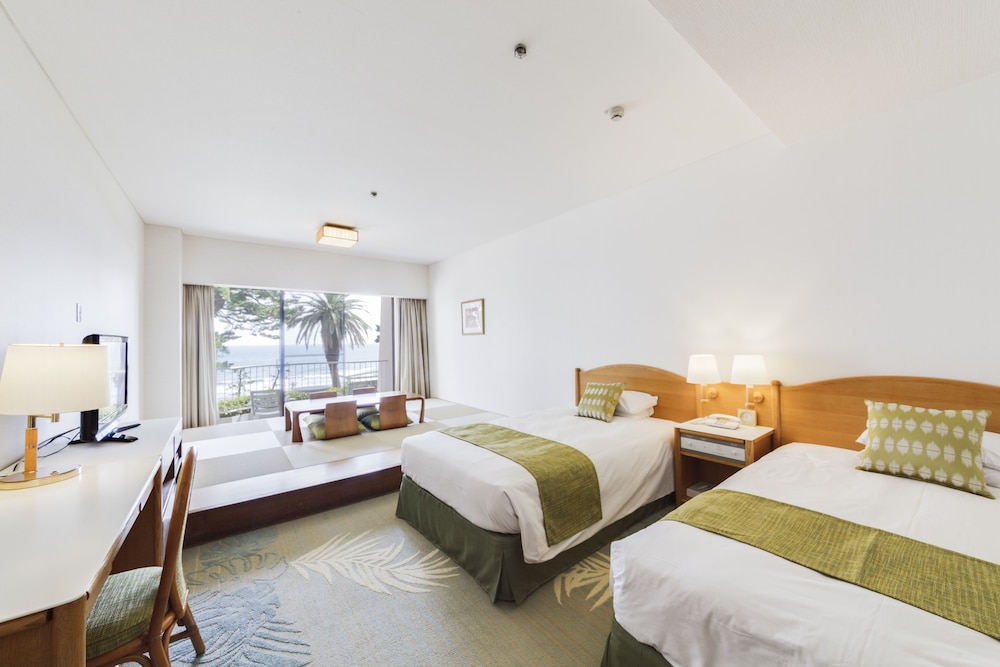 ファミリールーム A (和洋室) 禁煙 | 伊豆今井浜東急ホテル