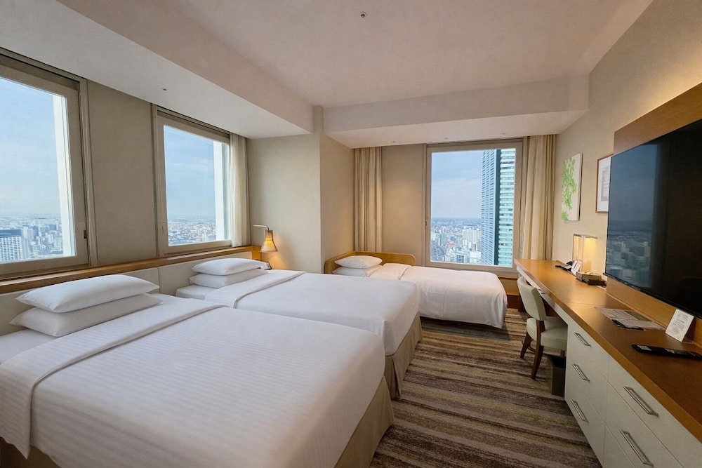 デラックスコーナーツインルーム 禁煙 3名利用 (View Bath付き) 客室2 | 名古屋 JR ゲートタワーホテル