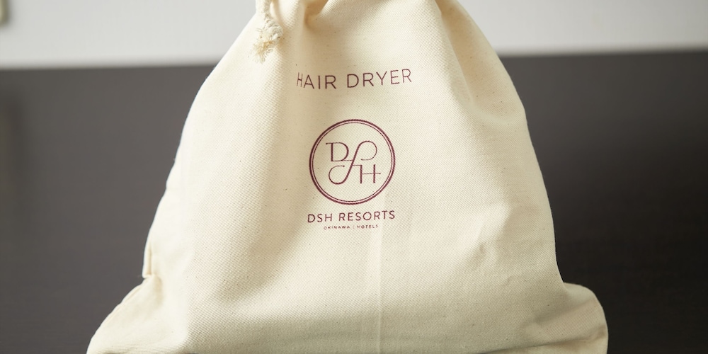 スタンダード ダブルルーム 禁煙 ビーチビュー 客室4 | ビーチフロントタワーミハマ by DSH