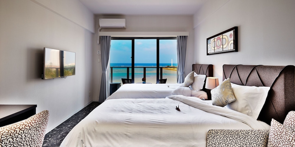 ファミリー ツインルーム 禁煙 | ビーチフロントタワーミハマ by DSH