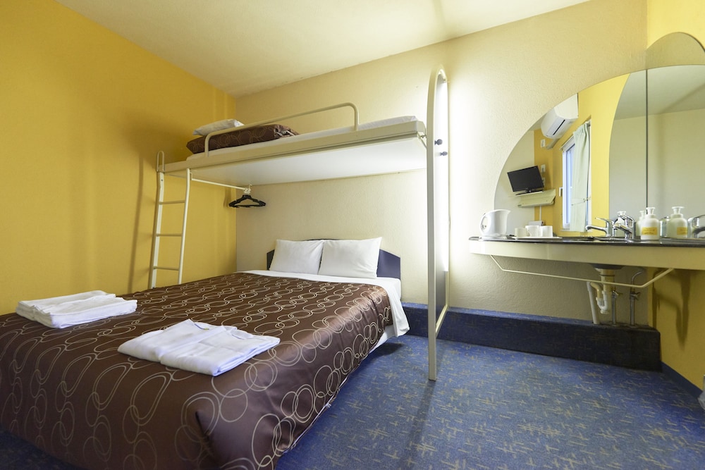 ダブルベッド+ロフト 喫煙可 | ホテルセレクトイン沼津