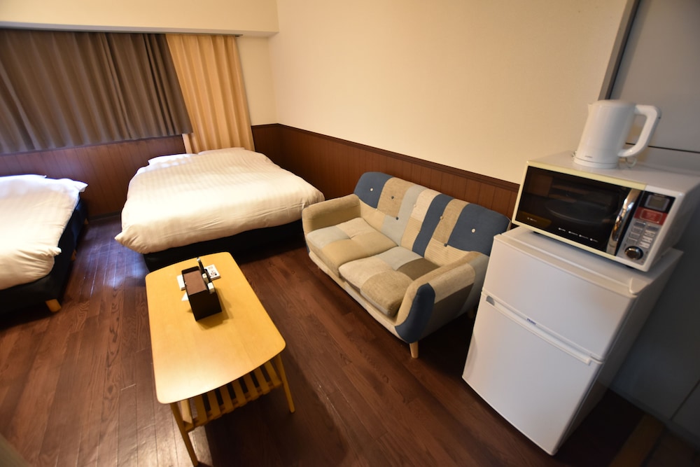 ベーシック トリプルルーム 1 ベッドルーム 禁煙 客室1 | ランドーレジデンス東京クラシック