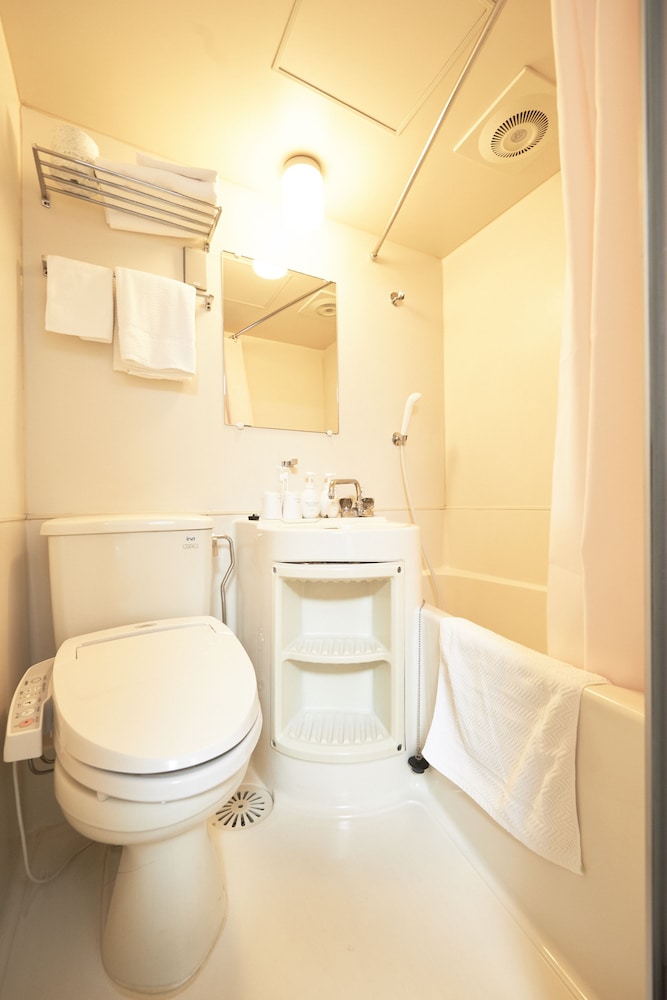 セミダブルルーム 禁煙 バスルーム0 | ホテルセレクトイン津山