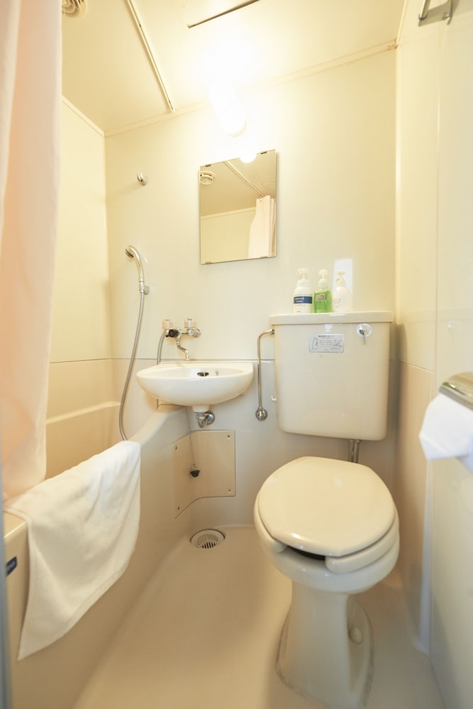 ダブルルーム セミダブルベッド 1 台 喫煙可 バスルーム0 | ホテルセレクトイン古川