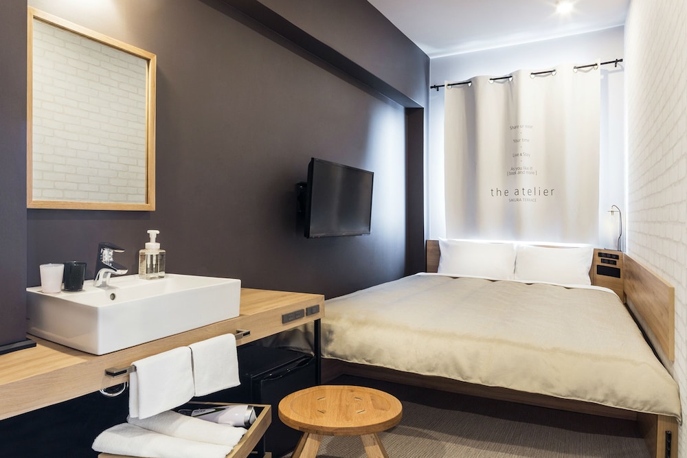 スモールダブルルーム 禁煙 共用バストイレ (４日毎清掃) 団体3室以上は予約不可 | サクラテラス ザ・アトリエ