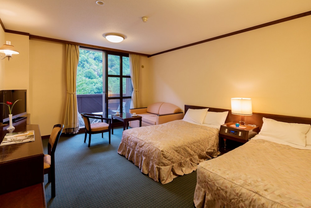 ツインルーム【ロープウェイチケット付】 | ホテル穂高