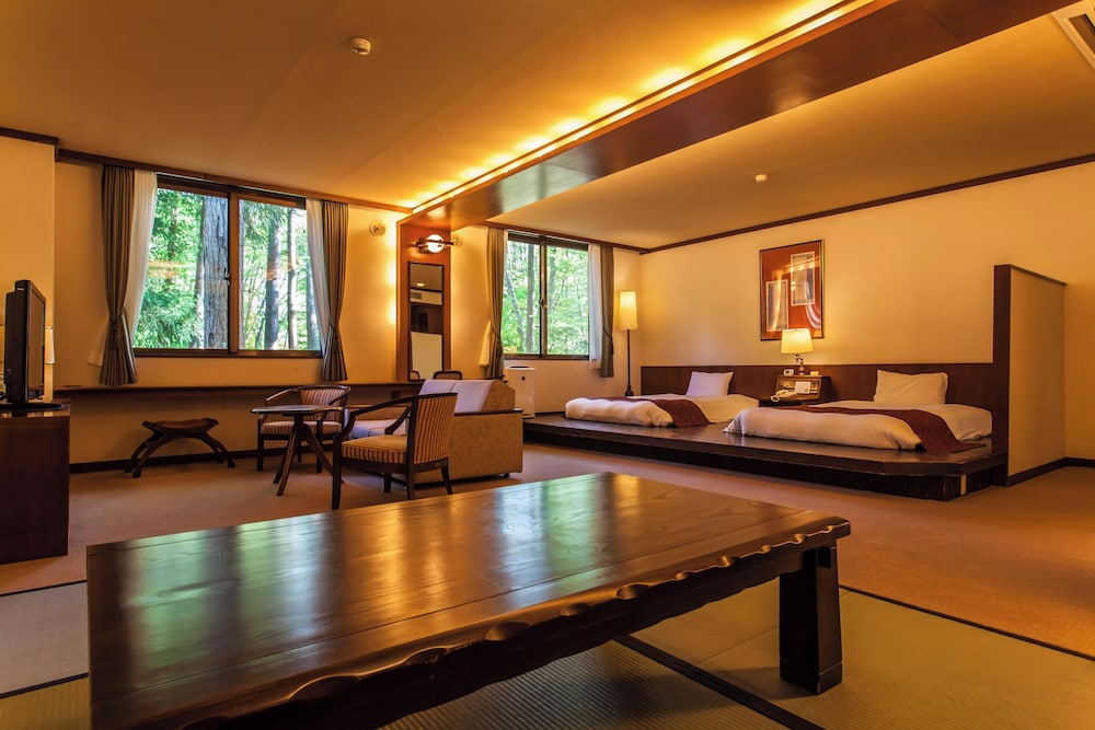 和洋室 (禁煙) 客室2 | 高山わんわんパラダイス