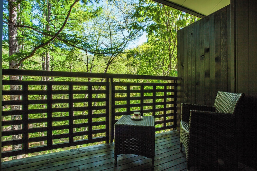 [テラス付] スタンダードツイン (禁煙) 客室5 | 高山わんわんパラダイス