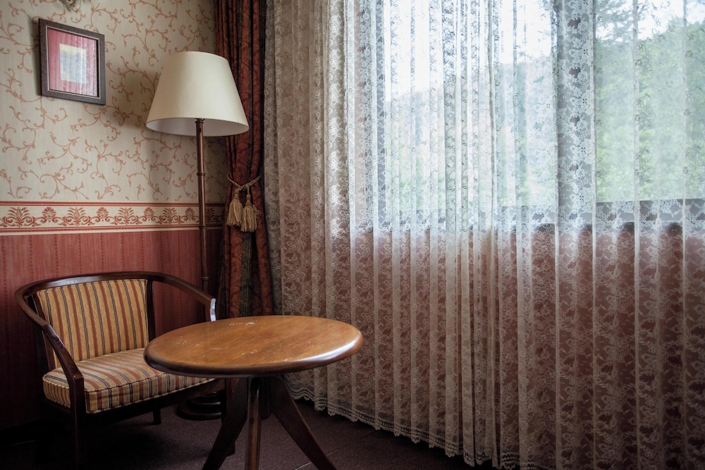 スタンダードツイン (禁煙) 客室2 | 高山わんわんパラダイス