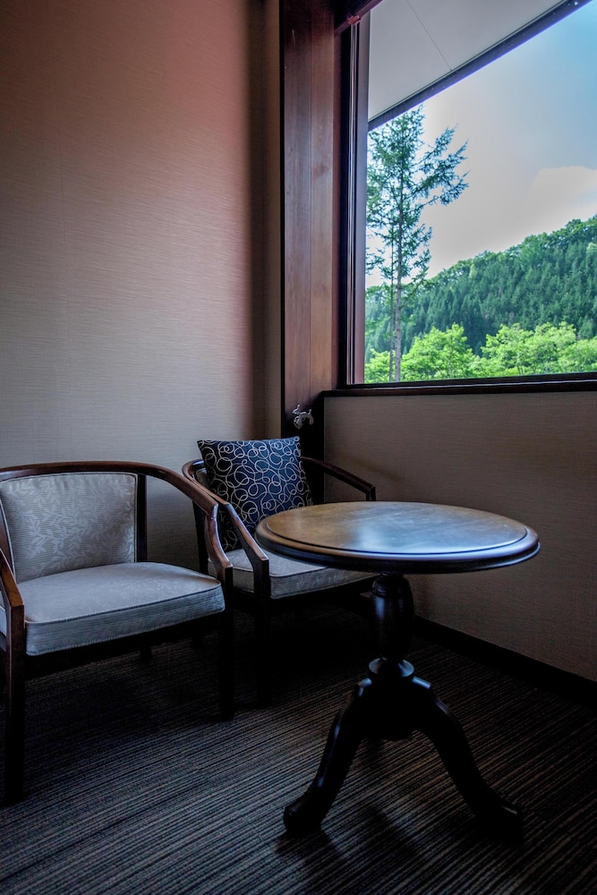 モダンルーム (禁煙) 客室2 | 高山わんわんパラダイス