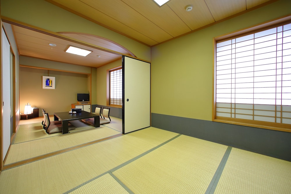 デラックス和室 『松』 禁煙 | ホテル ビアントス