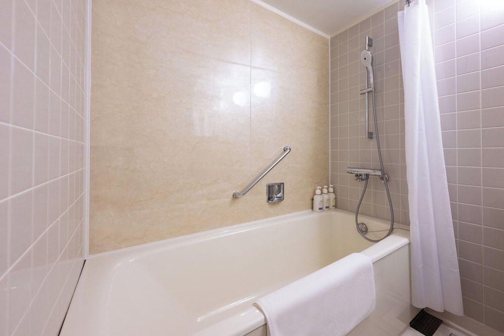 スイート 1 ベッドルーム バスルーム0 | ANAホリデイ・イン岩手北上 by IHG