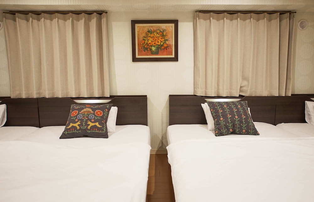 ファミリー ルーム 客室13 | さらんばん