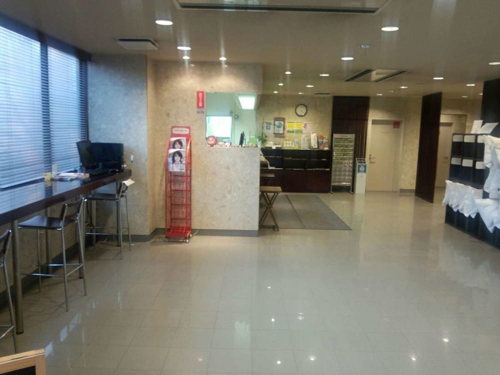 ロビー1 | ホテルセレクトイン八戸中央