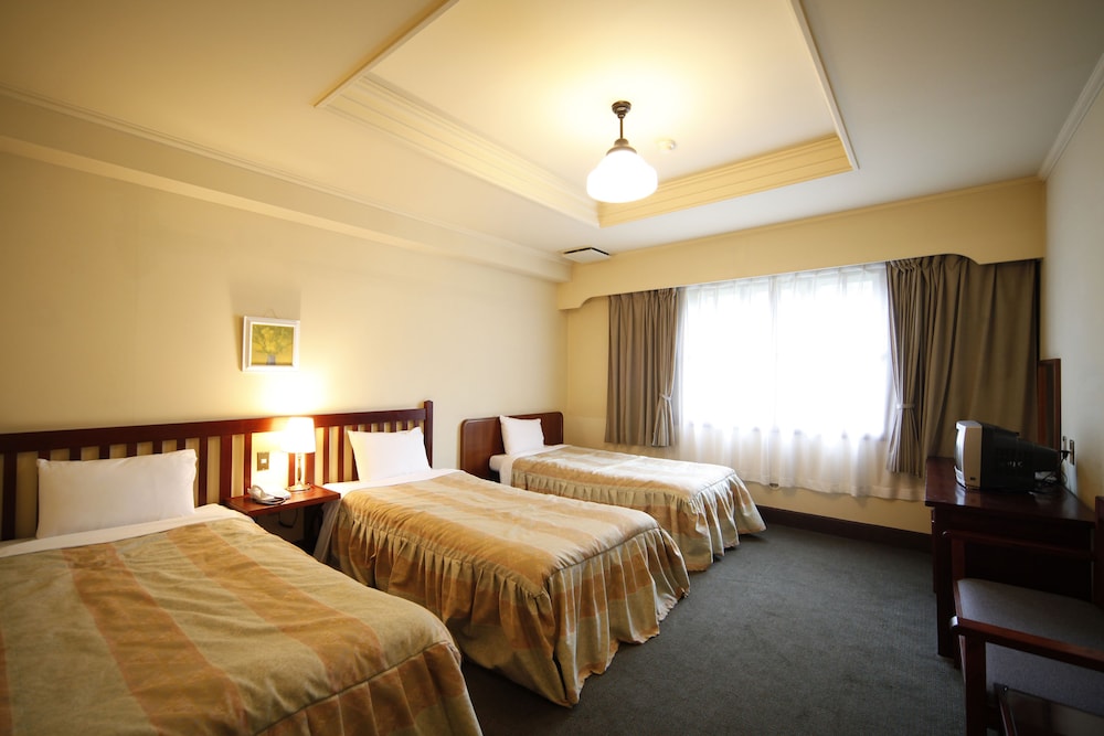 トリプルルーム 禁煙 | 白馬ホテルパイプのけむり