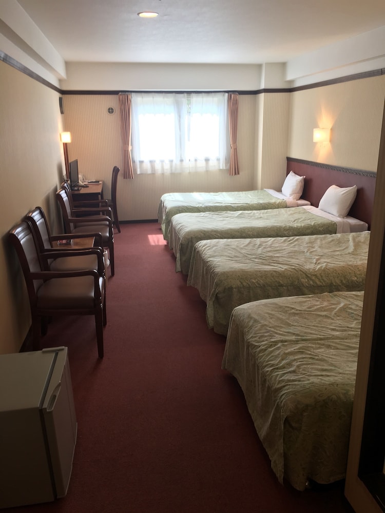 4 人部屋 禁煙 客室2 | 白馬ホテルパイプのけむり