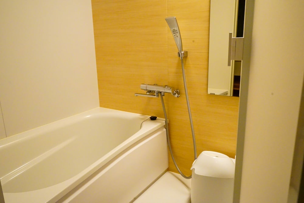 ジュニアファミリールーム バスルーム0 | きたゆざわ 森のソラニワ