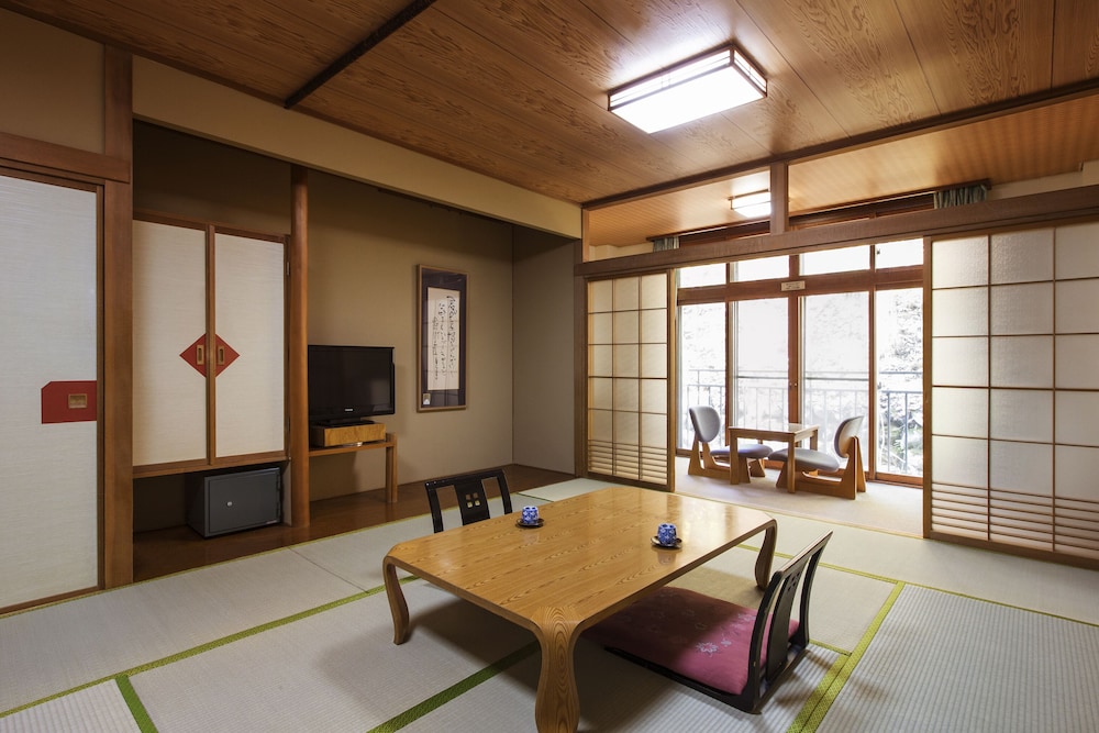 和室 禁煙 カプセル0 | ホロホロ山荘