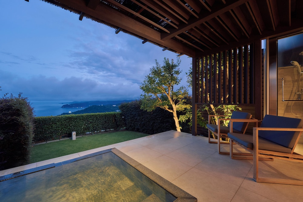 露天風呂付ツイン 客室3 | ホテルグランバッハ熱海クレッシェンド