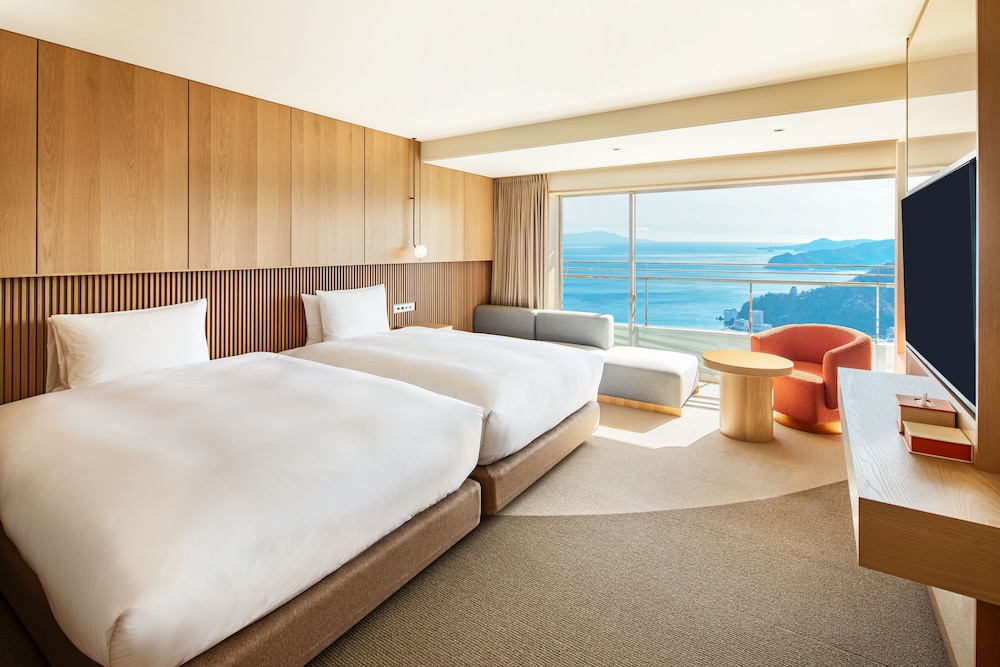 客室1 | ホテルグランバッハ熱海クレッシェンド 客室1 | ホテルグランバッハ熱海クレッシェンド