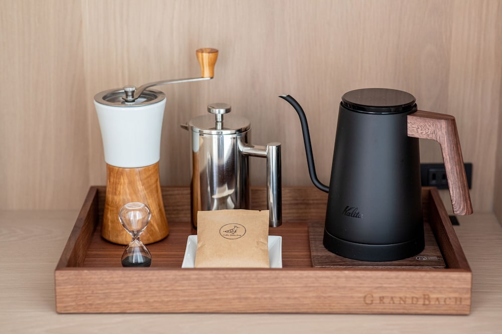 ビューバス温泉ツイン 客室1 | ホテルグランバッハ熱海クレッシェンド