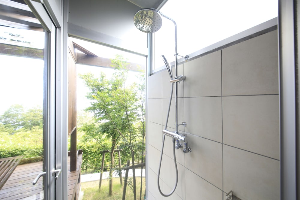 露天風呂付ツイン バスルーム0 | ホテルグランバッハ熱海クレッシェンド