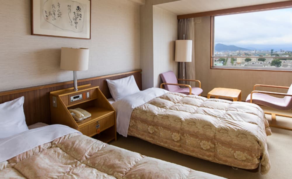 ツインルーム 禁煙 客室2 | 湯元 啄木亭