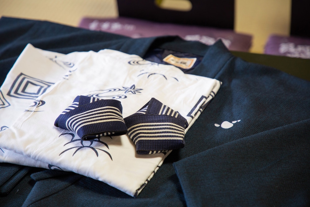 和室 12畳 禁煙 客室の設備とサービス1 | 湯元 啄木亭