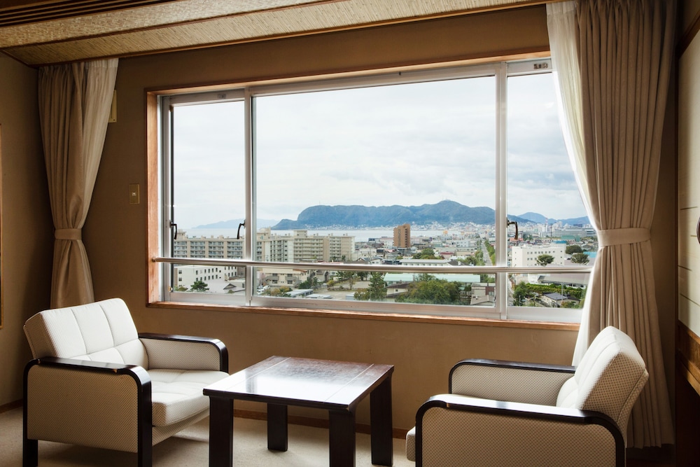 和室 12畳 禁煙 客室3 | 湯元 啄木亭