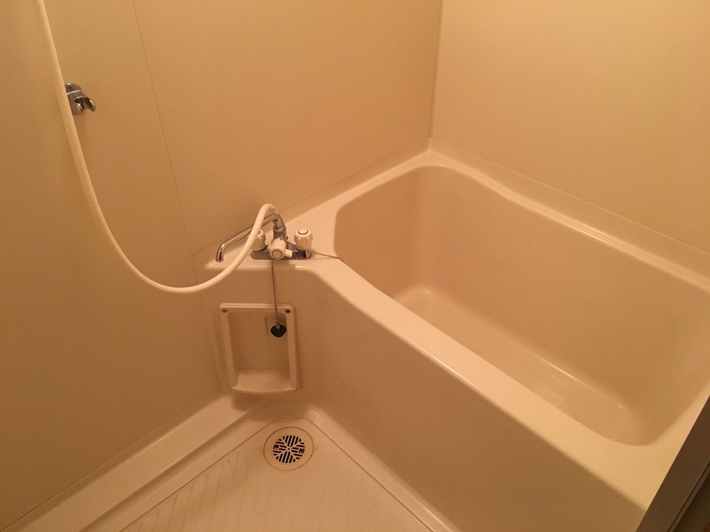 和室　１０畳 バスルーム0 | 旅館 山水