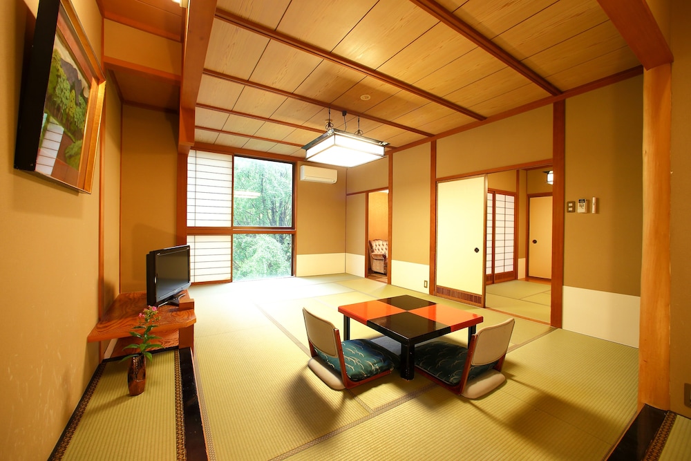 客室1 | セレクトグランド加賀山中