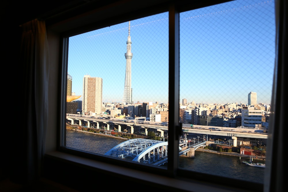 【禁煙】ビューツインルーム 部屋からの景観2 | ホテルウィングインターナショナルセレクト浅草駒形