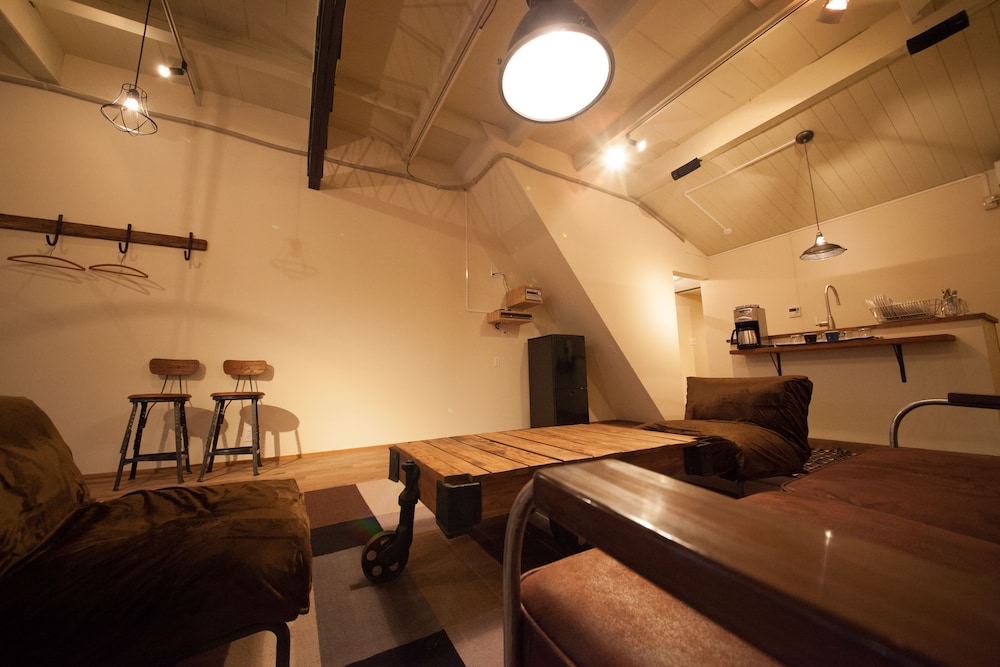 客室1 | アンカーサイト