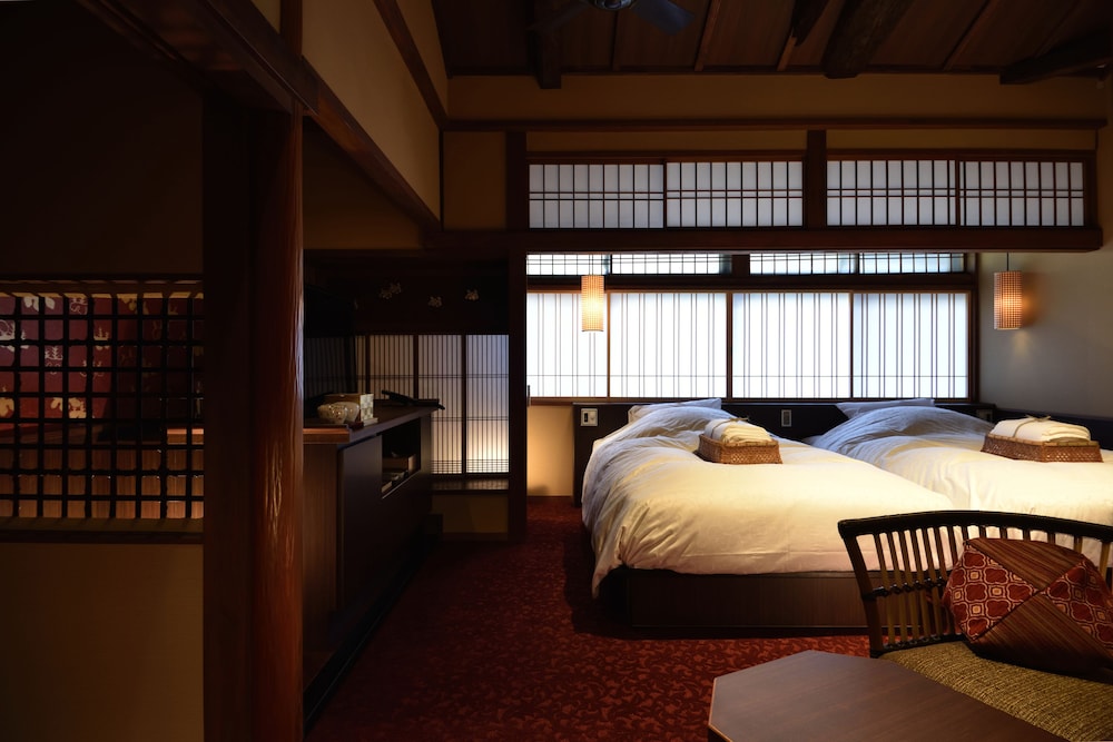 銀朱(京町屋ツイン風和室) 客室2 | 京小宿 室町 ゆとね