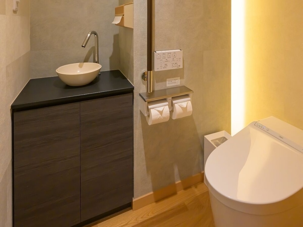 [スーペリア] 和モダンツイン(バスタブ付) 禁煙 客室2 | 天童ホテル