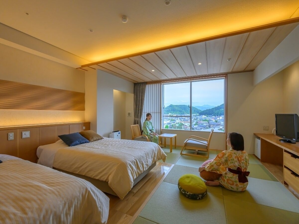 [スーペリア] 和モダンツイン (シャワー付) 禁煙 客室5 | 天童ホテル