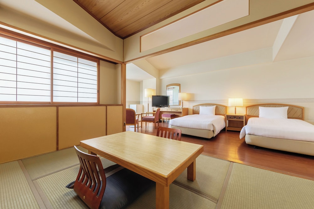 【オーシャンビュー】コンフォート和洋室（禁煙） 客室2 | わんわんパラダイス 鳥羽