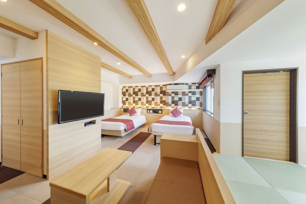 デラックス和洋室(禁煙) 客室1 | 鳥羽わんわんパラダイスホテル