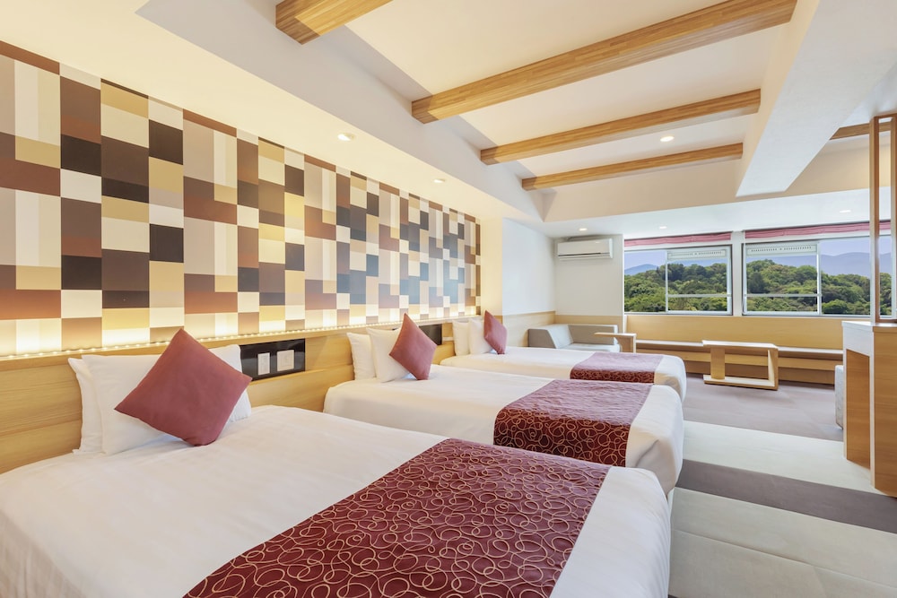 デラックストリプル(禁煙) | 鳥羽わんわんパラダイスホテル