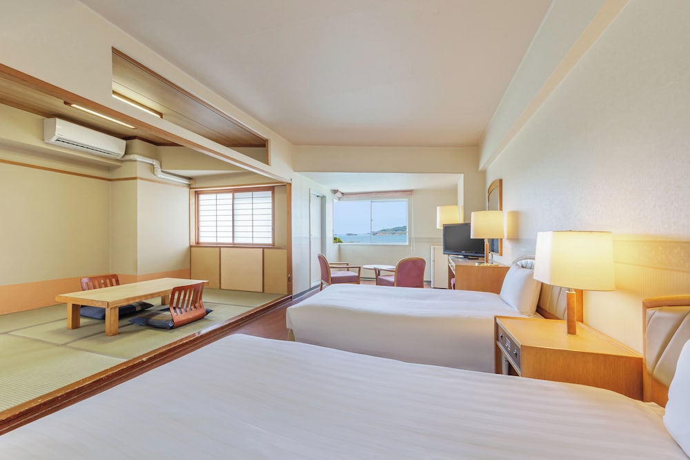 【オーシャンビュー】コンフォート和洋室（禁煙） | わんわんパラダイス 鳥羽