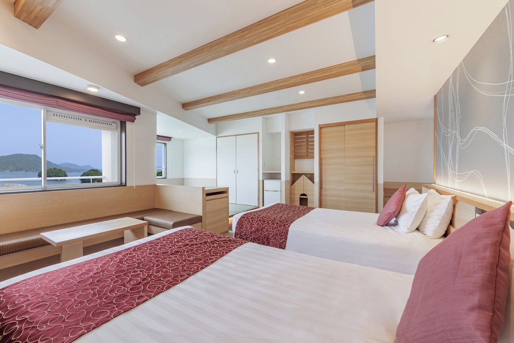 【オーシャンビュー】デラックス和洋室(禁煙) 部屋からの景観0 | 鳥羽わんわんパラダイスホテル