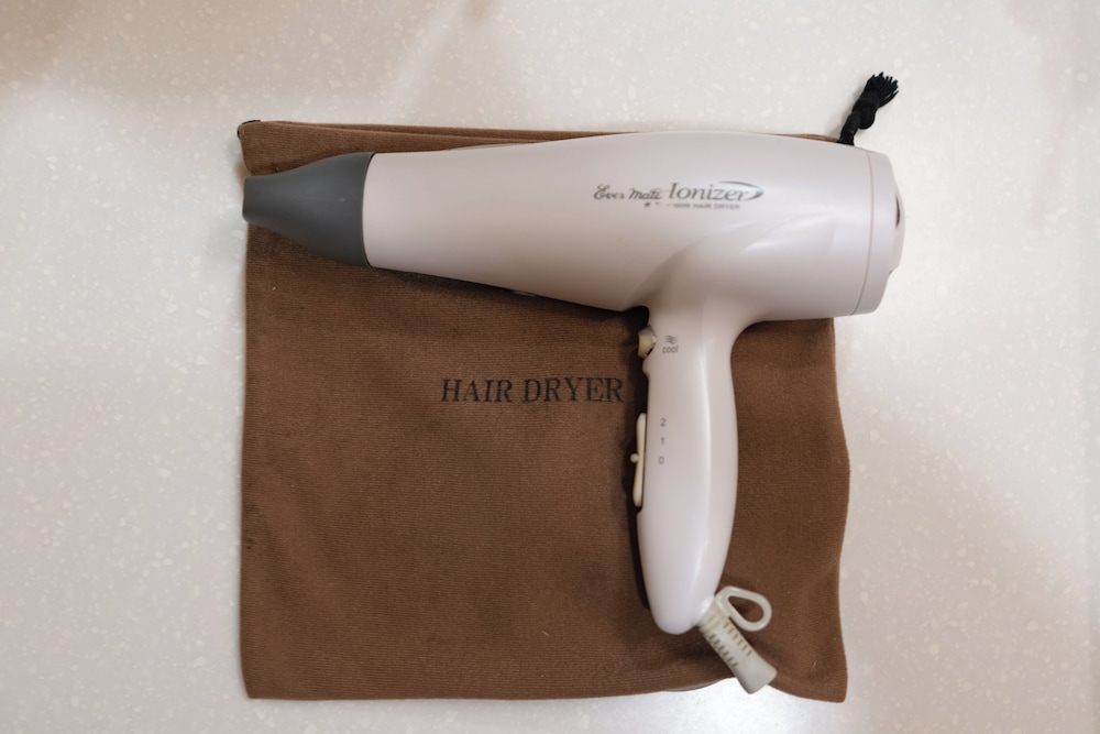 【和風庭園一望 1階足湯付和洋室 テラス付】源泉内風呂 客室の設備とサービス8 | 奈良偲の里 玉翠 (6 歳以上)