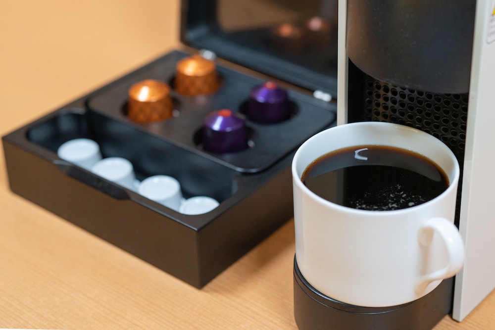 【和風庭園一望 1階足湯付和洋室 テラス付】源泉内風呂 客室の設備とサービス5 | 奈良偲の里 玉翠 (6 歳以上)