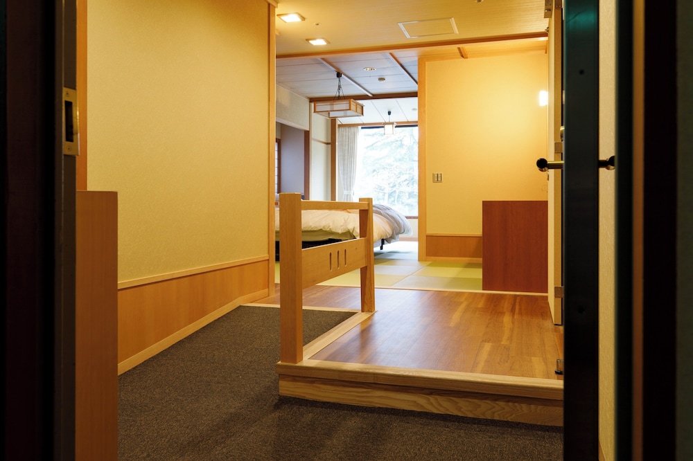 コンフォート ルーム 禁煙 ガーデンビュー | 辰口温泉 まつさき